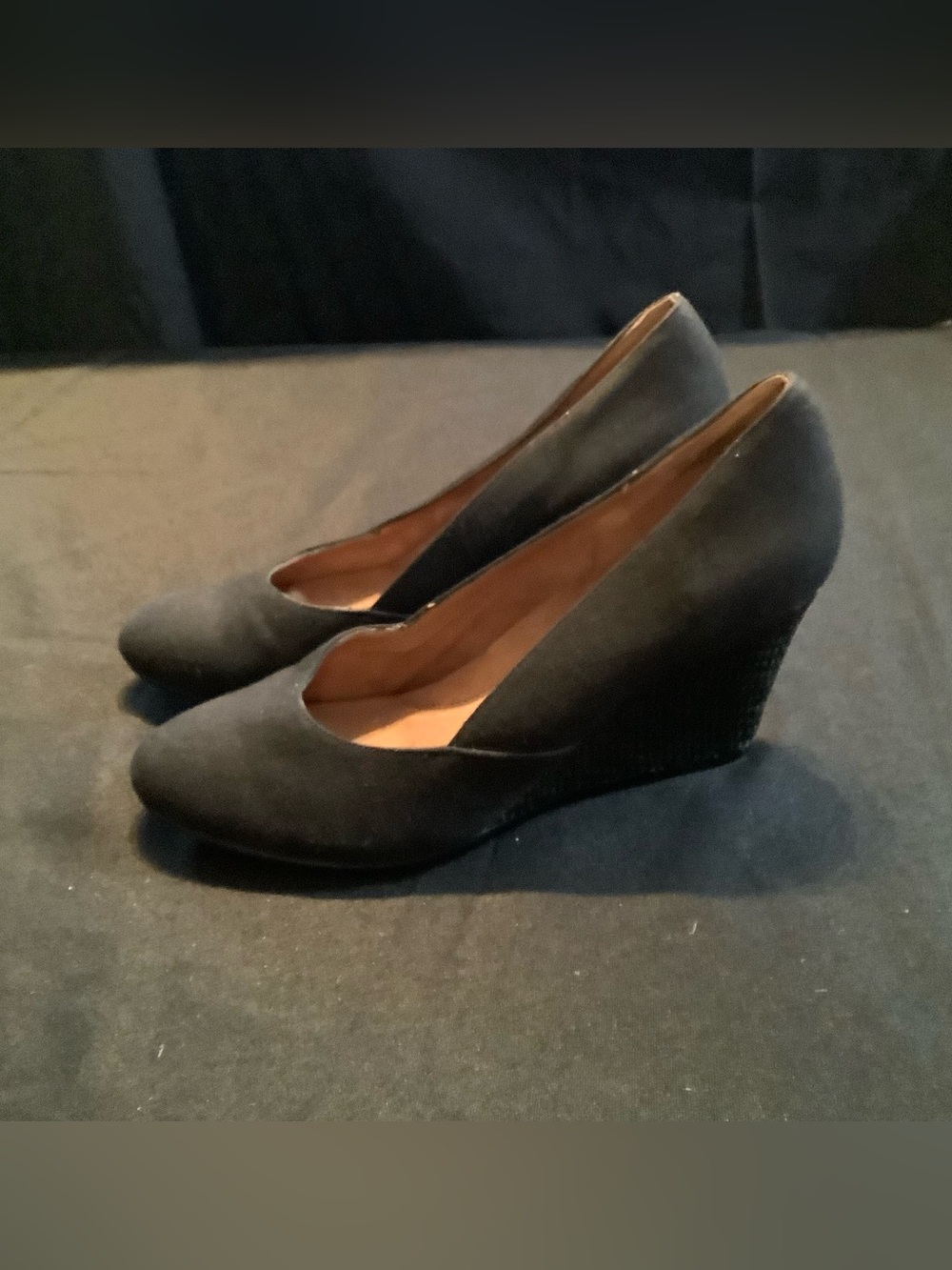 AEROSOLES Suede Wedge Pumps